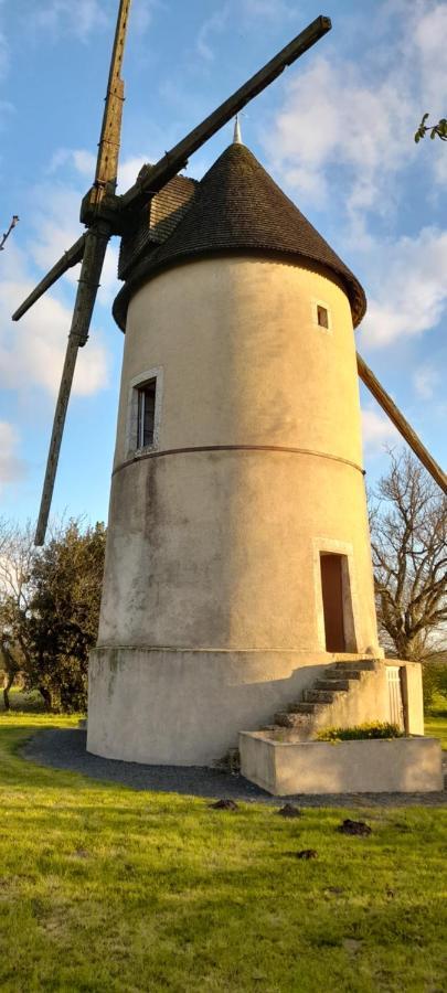 Moulin A Vent Le Champ Du Trail Βίλα Saint-Cyr-des-Gats Εξωτερικό φωτογραφία